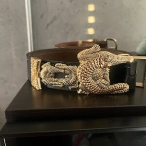 handcrafted genuine leather customized belt with ornate metal buckle